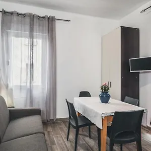 Bed & Breakfast Bulldog Station With Private Wc, Ac, Tv Mestre
